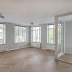 Ruim appartement met balkon, wasmachine en parkeerplaats, Appartement, Direct bij eigenaar, Den-haag