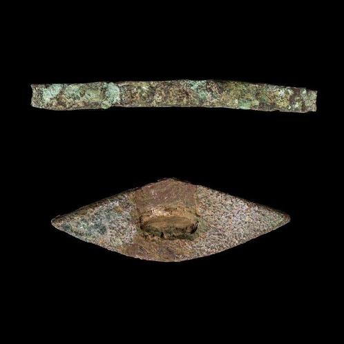 Oud-Egyptisch Ooginlay en bronzen wenkbrauw voor, Antiek en Kunst, Antiek | Overige Antiek