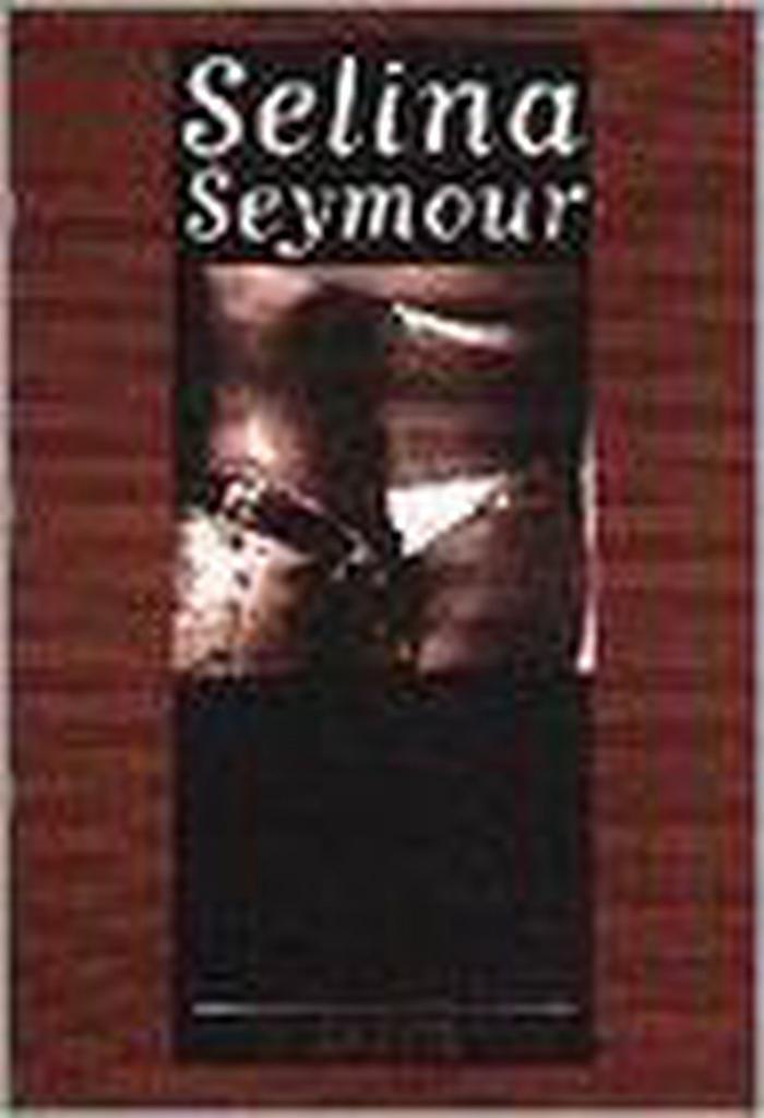 Naaktspel 9789057131547 S. Seymour, Boeken, Romans, Gelezen, Verzenden
