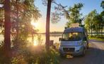 4 pers. Eura Mobil camper huren in Leiden? Vanaf € 79 p.d. -, Caravans en Kamperen