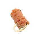 Vintage gouden ring van Kuan Yin in bloedkoraal, Gebruikt, Overige kleuren, Ophalen of Verzenden, 17 tot 18