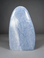 Blauwe Calciet Vrije vorm - Hoogte: 26 cm - Breedte: 15.5, Verzamelen, Mineralen en Fossielen