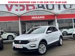 Volkswagen T-Roc 1.0 TSI 110PK LED NAVI AIRCO LMV PDC ELEC-P, Auto's, Volkswagen, Wit, Handgeschakeld, Nieuw