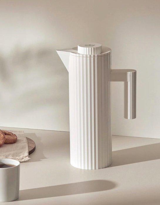 Alessi - Michele De Lucchi - Fluitketel - Plissé - Hars, Antiek en Kunst, Antiek | Meubels | Stoelen en Banken