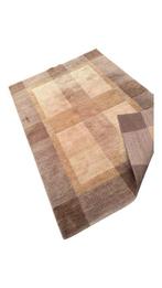 Vloerkleed - 200 cm - 140 cm, Huis en Inrichting, Stoffering | Tapijten en Kleden, Nieuw