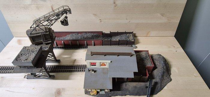 Kibri H0 - Modeltreingebouwen (3) - Set modular molded, Hobby en Vrije tijd, Modeltreinen | H0