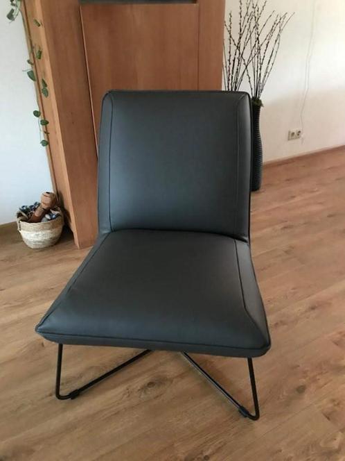 Leren fauteuil zonder armleuning met kruisframe - grijs leer, Huis en Inrichting, Fauteuils, 50 tot 75 cm, 75 tot 100 cm, Nieuw