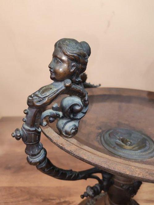 Tazza - Brons, IJzer, Antiek en Kunst, Antiek | Overige Antiek