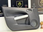 Mazda 2 4-deurs portier bekleding links voor bj.2012, Gebruikt, Mazda