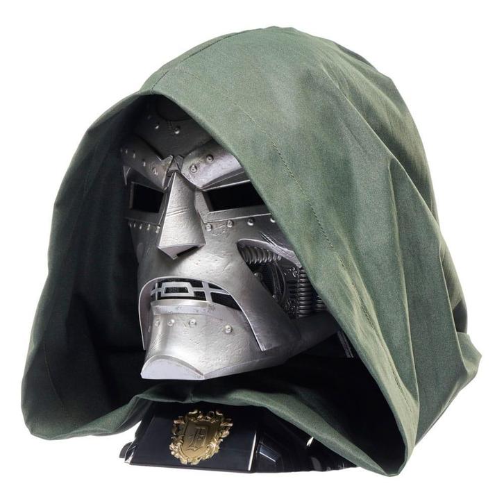 Marvel Legends Roleplay Replica Doctor Doom Premium Helmet, Verzamelen, Film en Tv, Nieuw, Ophalen of Verzenden