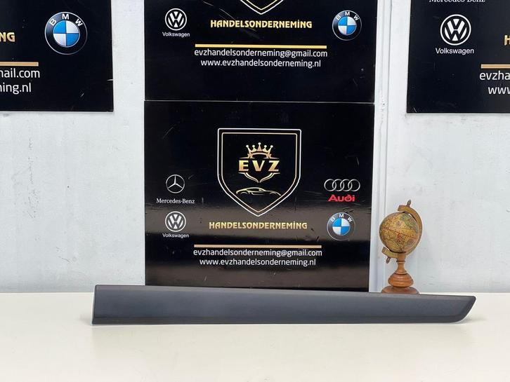 Renault Kangoo sierstrip links bj.2021 Artnr.808211241R, Auto-onderdelen, Carrosserie en Plaatwerk, Gebruikt, Renault, Links