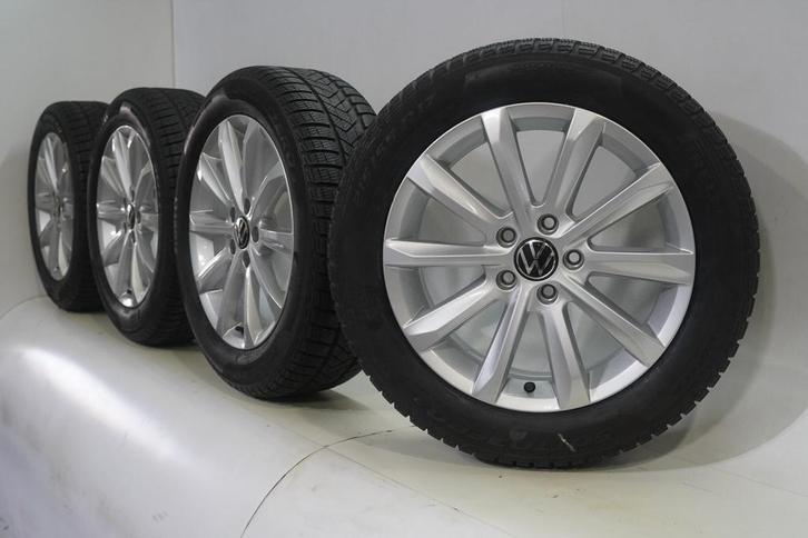 Volkswagen Arteon Passat Helsinki 17 inch velgen Pirelli Win, Auto-onderdelen, Banden en Velgen, Velg(en), Gebruikt, 17 inch, Winterbanden
