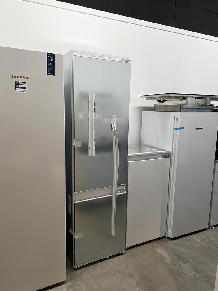 Siemens KI96NNSE0 koel/vries combinatie, Witgoed en Apparatuur, Koelkasten en IJskasten, 200 liter of meer, Nieuw, Met aparte vriezer