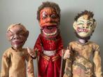 Wayang golek (3) - Hout, Batik textiel, Haar - Medio 20e