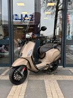 Vespa Sprint IGET E4 brom/snor custom desert storm. 3300km!, Overige modellen, Maximaal 45 km/u, Ophalen of Verzenden, Zo goed als nieuw