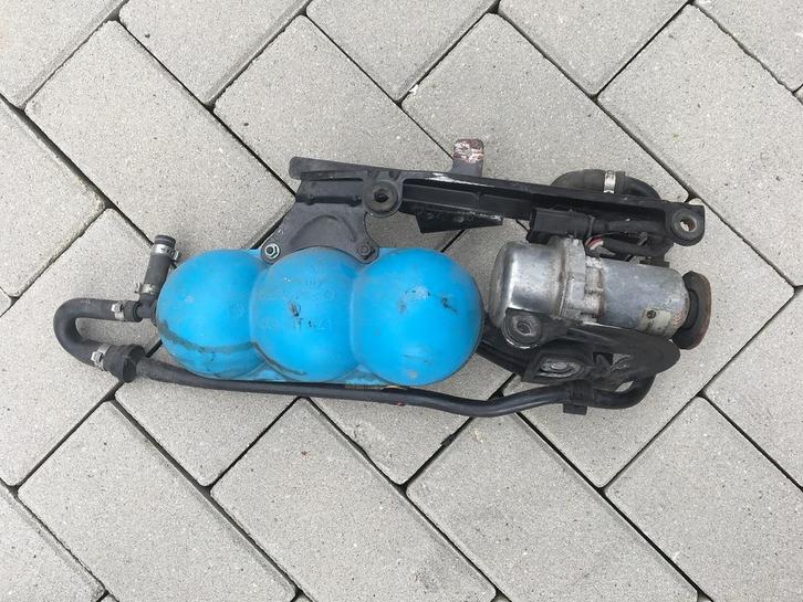 Bentley Continental GT 2006 Vacuümpomp 8e0927317a, Auto-onderdelen, Motor en Toebehoren, Gebruikt, Bentley