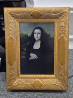 Han Jinpeng (1986) - Mona Lisa in the rain