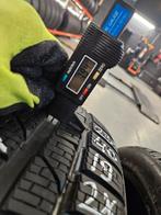 235/40/19 285/35/19 NO PIRELLI WINTERBANDEN 7,9/7,8MM DEMO, Auto-onderdelen, Banden en Velgen, Gebruikt, 285 mm, Winterbanden