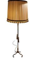 Stehleuchte – Klassischer Stoffschirm mit Fransen –