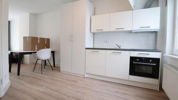 Leuke huurwoning Te huur: Heideveldstraat in Eindhoven, Huizen en Kamers, Huizen te huur, Direct bij eigenaar, C, Noord-Brabant