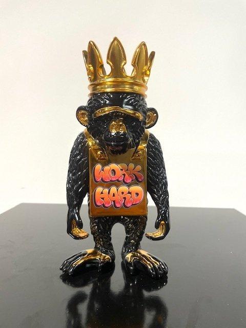 Van Apple - Graffiti Monkey - Work Hard, Antiek en Kunst, Kunst | Designobjecten