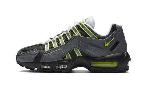 Nike Air Max 95 NDSTRKT Neon - maat 41 (Sneakers, Schoenen), Kleding | Dames, Schoenen, Sneakers of Gympen, Nieuw, Verzenden