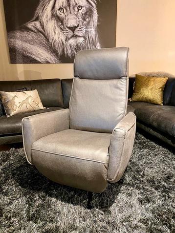 ***SALE*** Relaxfauteuil Sorrento Sta-op met accu beschikbaar voor biedingen