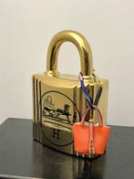 GF Exclusives - Hermès Lock Statue Artwork By: GF Exclusives