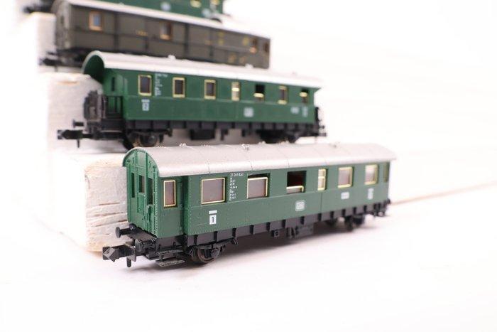 Fleischmann, Minitrix N - Modeltrein personenwagen (4) -, Hobby en Vrije tijd, Modeltreinen | N-Spoor