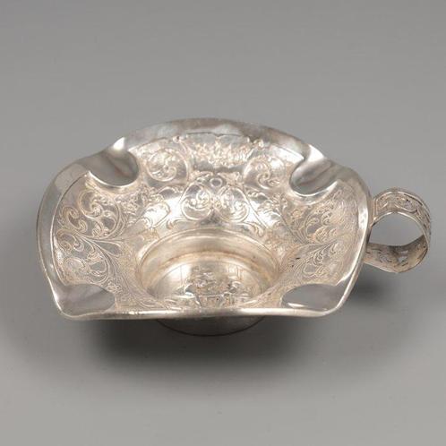 J.M. Visser - Asbak - .833 zilver, Antiek en Kunst, Antiek | Goud en Zilver