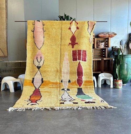 Handgeweven geel Marokkaans wollen vloerkleed 190x310 cm –, Huis en Inrichting, Stoffering | Tapijten en Kleden