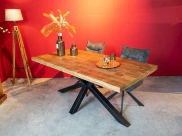Mangohouten eettafel Emma rechthoek. Uit voorraad leverbaar beschikbaar voor biedingen
