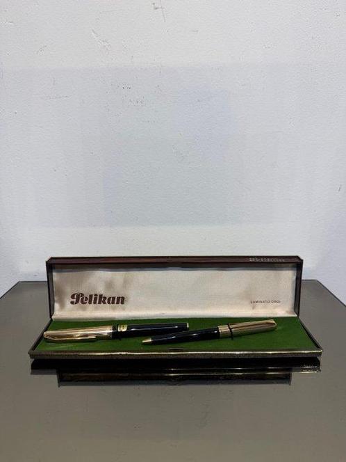Pelikan - P 490 F - Zonder Minimumprijs - Vulpen, Verzamelen, Pennenverzamelingen