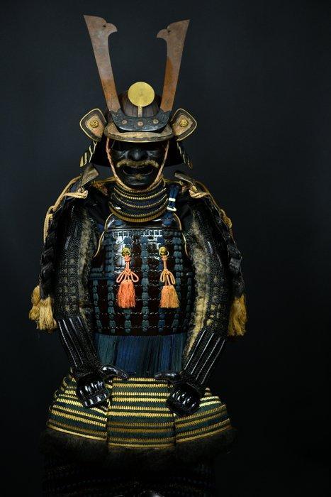Yoroi volledig samoerai-harnas - Koper, Zijde, ijzer - Japan, Antiek en Kunst, Antiek | Overige Antiek