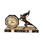 Figurale pendule -   Marmer, Onyx, Zinklegering - 1920-1930