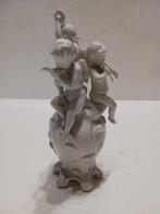 Ginori - Figuur - Putti su globo - Porselein