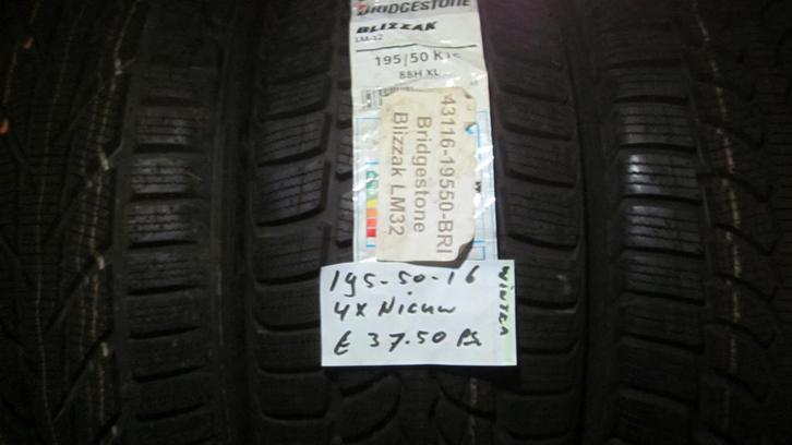 195 50 16 Bridgestone, Kumho winterbanden, Auto-onderdelen, Banden en Velgen, 16 inch, Winterbanden, 195 mm, Personenwagen, Gebruikt
