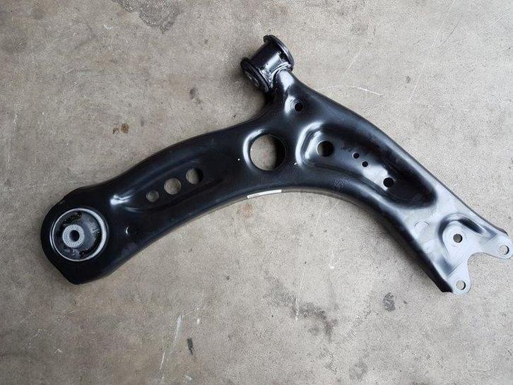 Golf 7 Audi A3 Draagarm steun subframe arm  5Q0407152J Re..., Auto-onderdelen, Carrosserie en Plaatwerk, Verzenden