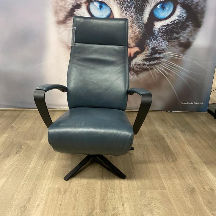 Twice VENUS relaxfauteuil - 3 motorig - Maat S, Huis en Inrichting, Stoelen, Eén, Blauw, Nieuw, Leer, Ophalen of Verzenden