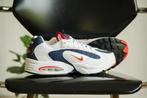 Nike Air Max Triax 96 USA Olympics 2020 (W) - 37.5, Nieuw, Nike, Ophalen of Verzenden, Sneakers of Gympen