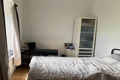Kamer Westzeedijk in Rotterdam, Huizen en Kamers, Kamers te huur, 20 tot 35 m², Rotterdam
