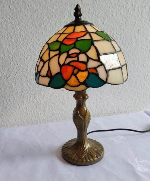Tiffany Stil - Lampe - Tafellamp - Brons, Glas-in-lood, Antiek en Kunst, Curiosa en Brocante