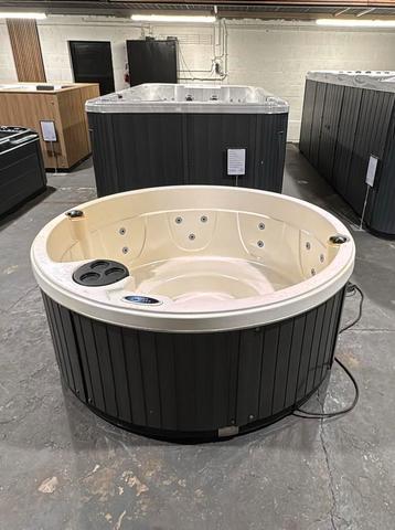 Jacuzzi Passion Malta rond incl bezorging en garantie beschikbaar voor biedingen