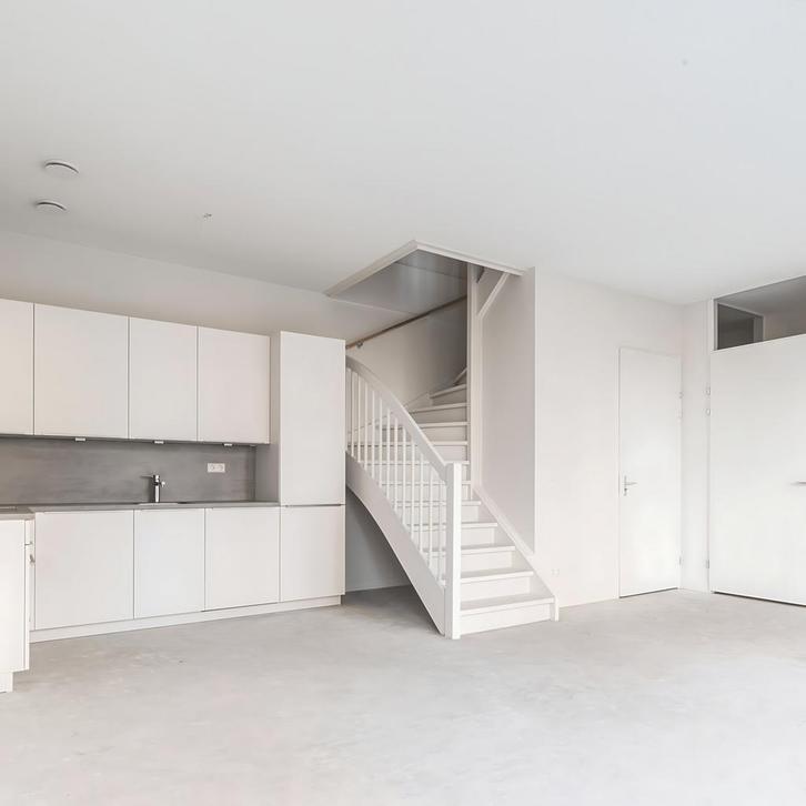 huis in Amsterdam gevonden voor €2245,- pm, Huizen en Kamers, Huizen te koop