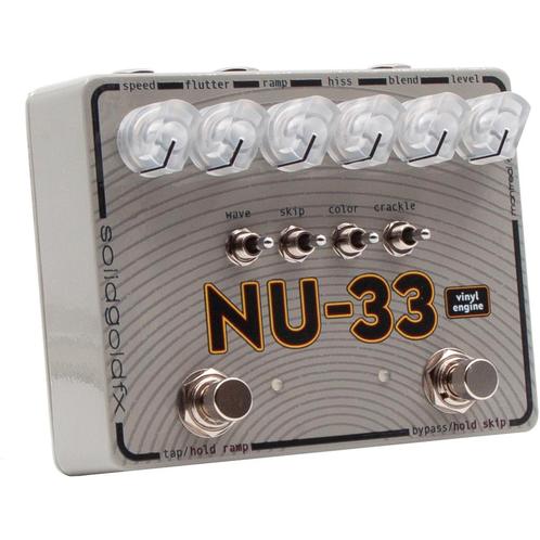 SolidGoldFX NU-33 Vinyl Engine Chorus/Vibrato pedal with int, Muziek en Instrumenten, Effecten, Verzenden