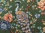 Pauwentuin: de elegantie van de pauw in een betoverde tuin -