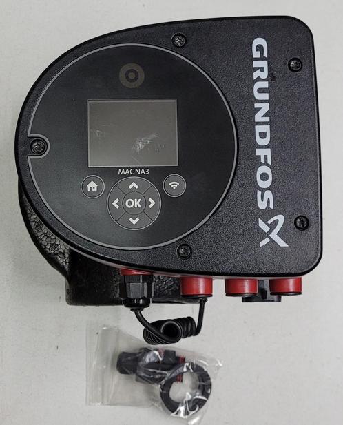 GRUNDFOS POMP MAGNA3 25-80-180 Z.G.A.N. 97924246, Doe-het-zelf en Verbouw, Verwarming en Radiatoren, Zo goed als nieuw, Ophalen of Verzenden