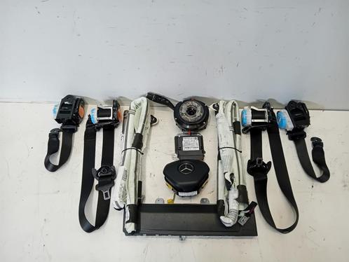 Airbag set Mercedes-Benz GLA-Class  GLA 200, Auto-onderdelen, Carrosserie en Plaatwerk, ARN erkend, Stiba lid, Erkend duurzaam
