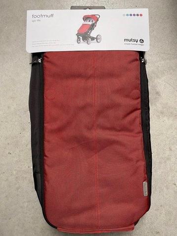 Mutsy iGo lite Voetenzak rood (footmuff iGo lite red) - beschikbaar voor biedingen