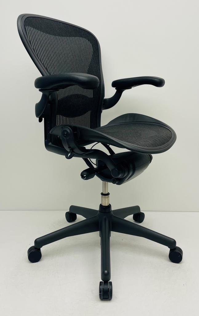 Bureaustoel Herman Miller Aeron B, 4 jaar garantie, Huis en Inrichting, Bureaustoelen, Bureaustoel, Overige kleuren, Gebruikt
